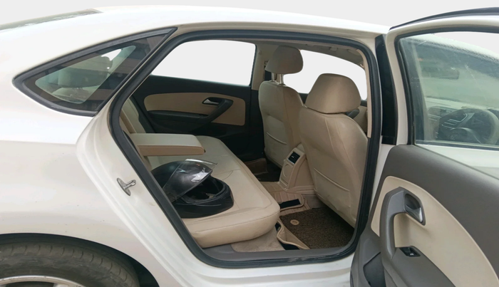 2012 Volkswagen Vento HIGHLINE DIESEL 1.6, Diesel, Manual, 81,059 km, interior