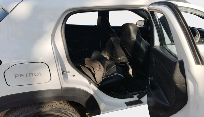 2017 Renault Kwid RXL, Petrol, Manual, 90,151 km, interior