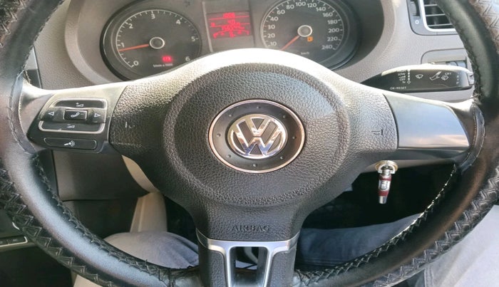 2014 Volkswagen Vento HIGHLINE DIESEL 1.6, Diesel, Manual, 1,56,544 km, interior