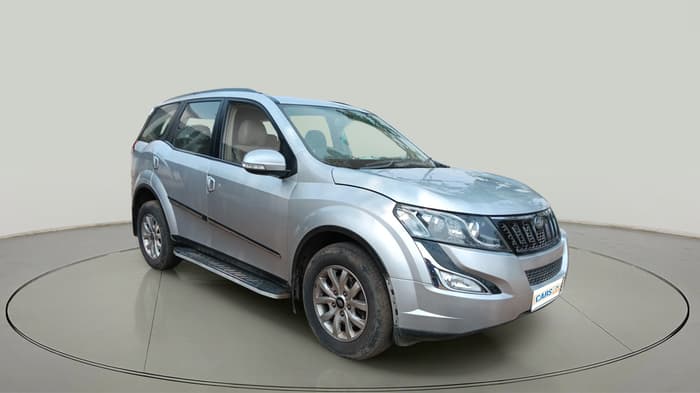 2015 Mahindra XUV500 W10, Diesel, Manual, 1,27,073 km, exterior
