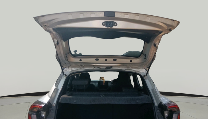 2022 Renault Kiger RXZ MT, Petrol, Manual, 39,909 km, exterior