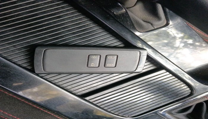 2022 Renault Kiger RXZ MT, Petrol, Manual, 39,909 km, interior