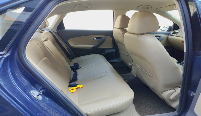 2015 Volkswagen Vento HIGHLINE PETROL AT, Petrol, Automatic, 84,621 km, interior