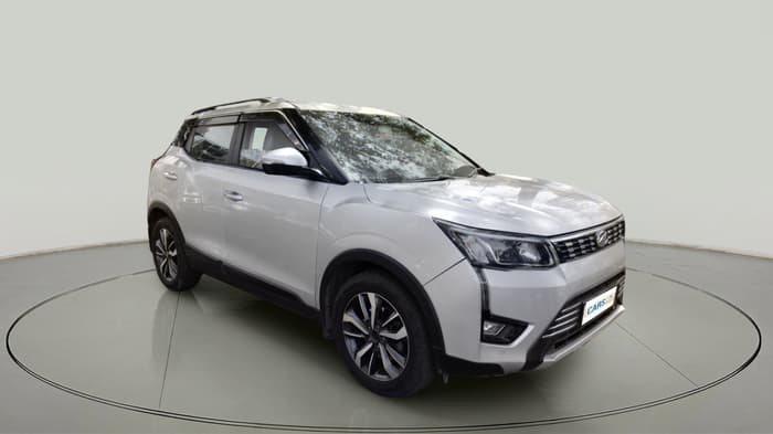 2019 Mahindra XUV300 W8 (O) 1.5 DIESEL, Diesel, Manual, 99,344 km, exterior