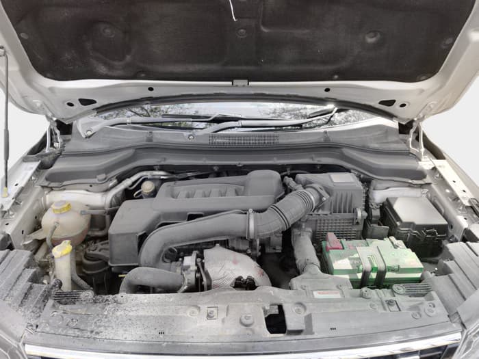 2019 Mahindra XUV300 W8 (O) 1.5 DIESEL, Diesel, Manual, 99,344 km, exterior