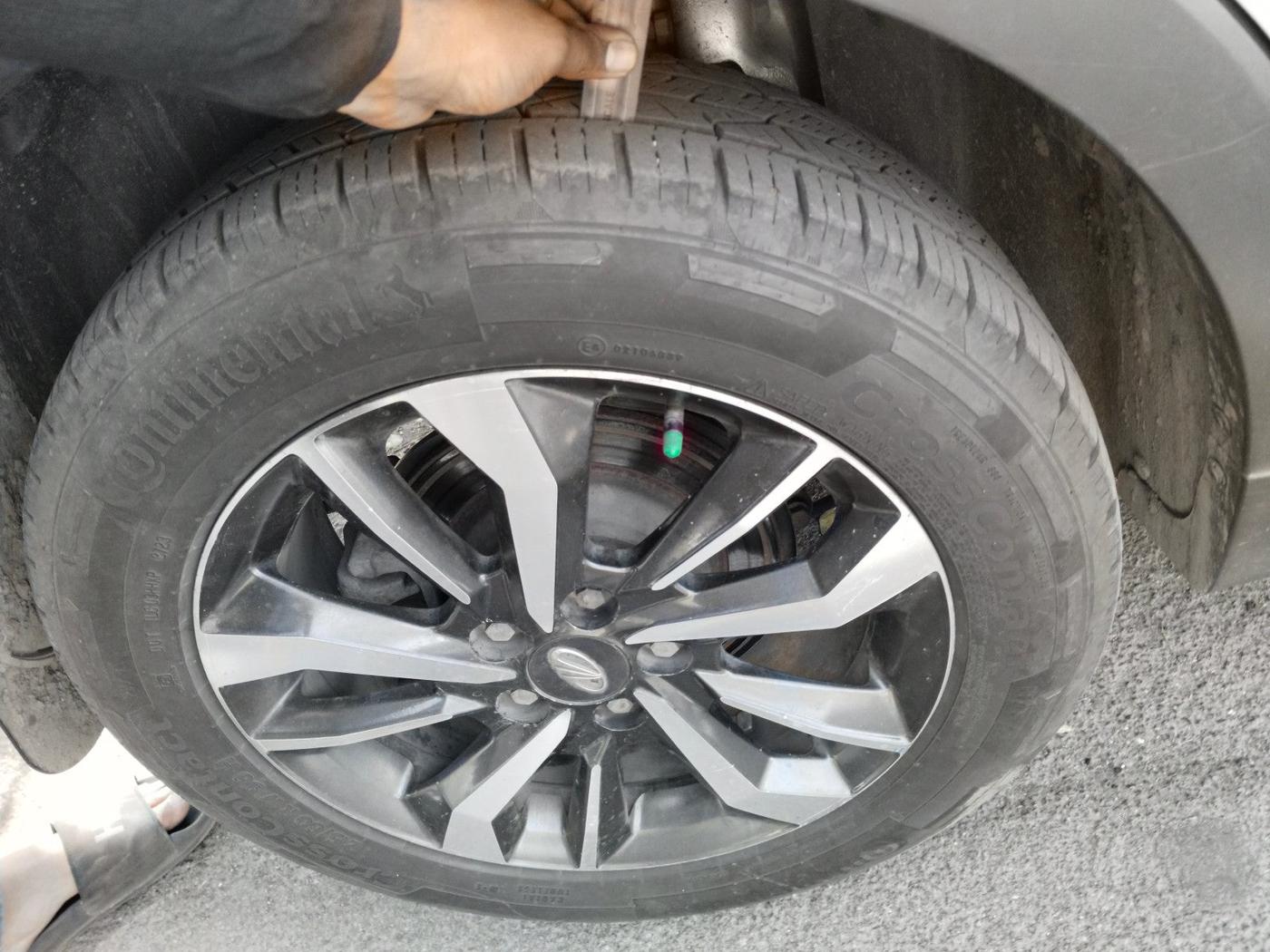 2019 Mahindra XUV300 W8 (O) 1.5 DIESEL, Diesel, Manual, 99,344 km, tyre