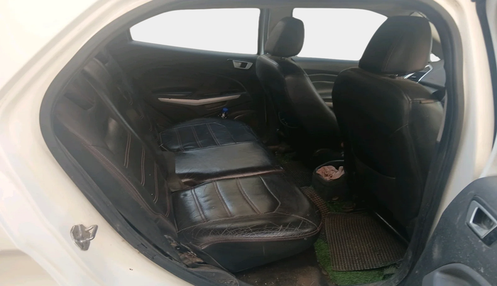 2014 Ford Ecosport TITANIUM 1.5L DIESEL, Diesel, Manual, 1,30,360 km, interior