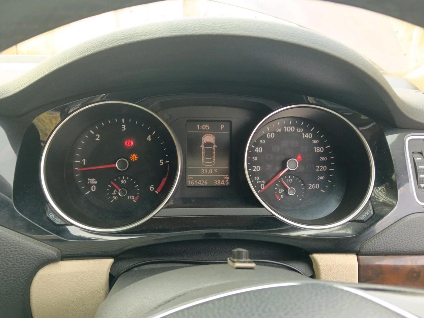 2015 Volkswagen Jetta HIGHLINE TDI AT, Diesel, Automatic, 1,61,426 km, interior