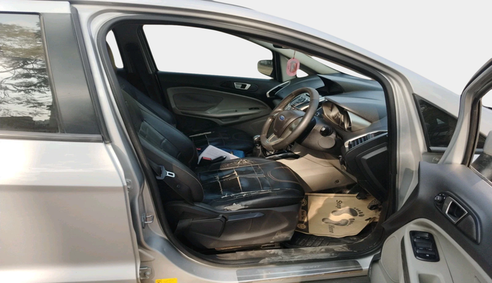 2017 Ford Ecosport TITANIUM 1.5L DIESEL, Diesel, Manual, 1,73,961 km, interior