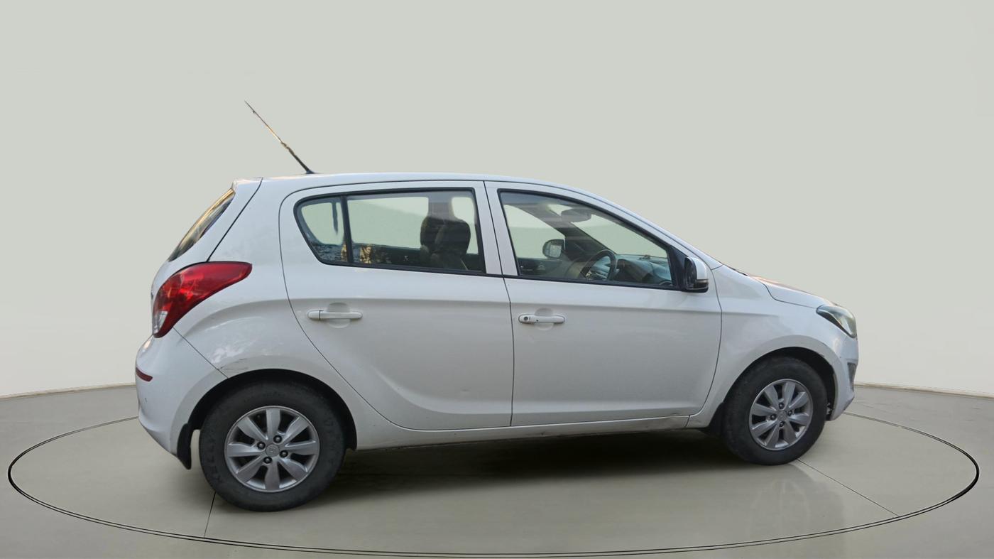 2013 Hyundai i20 SPORTZ 1.4 CRDI, Diesel, Manual, 1,61,200 km, exterior