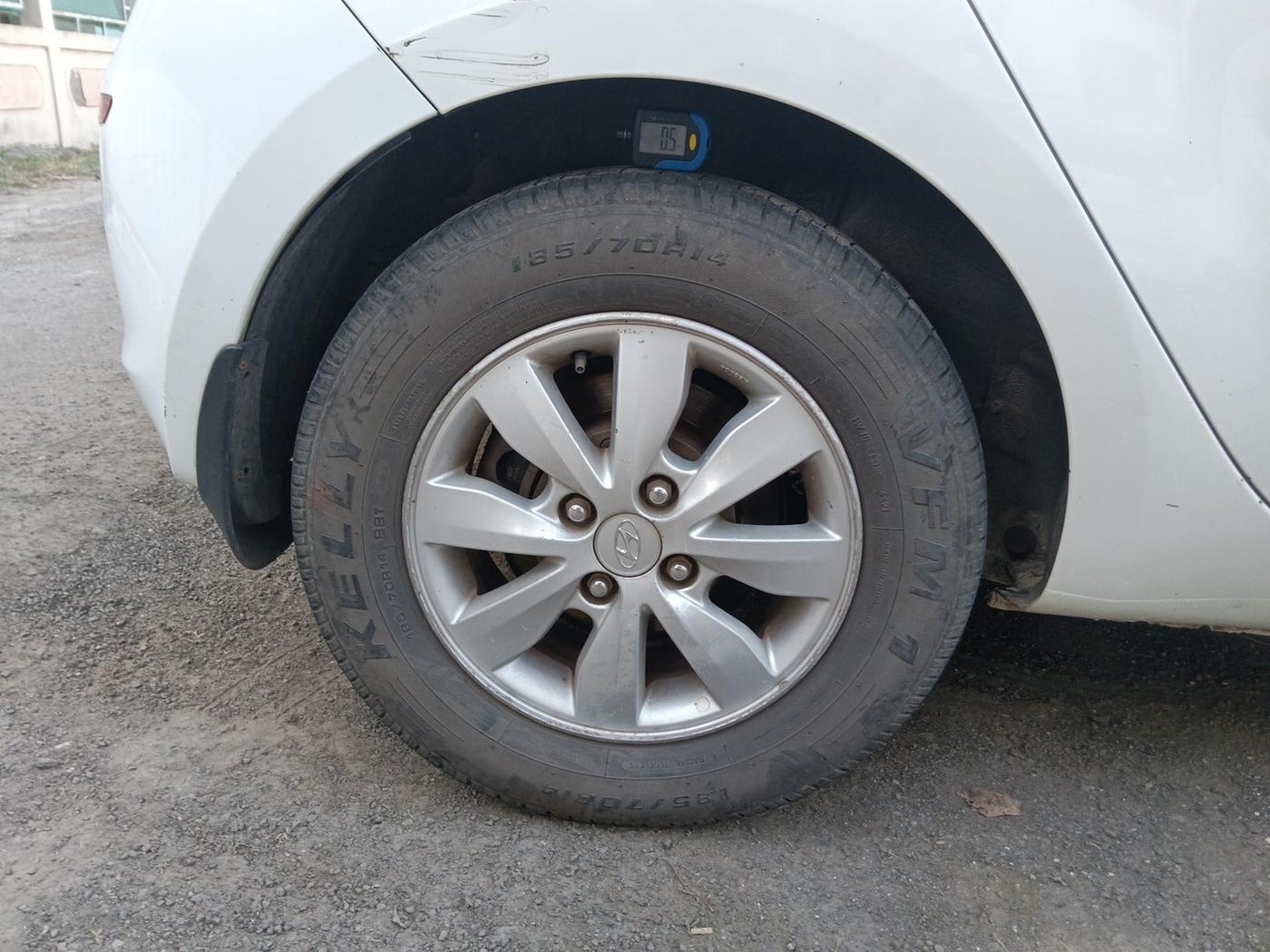 2013 Hyundai i20 SPORTZ 1.4 CRDI, Diesel, Manual, 1,61,200 km, tyre