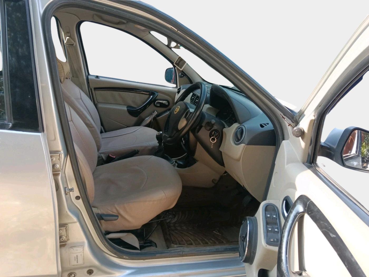 2014 Nissan Terrano XV D THP 110 PS, Diesel, Manual, 86,329 km, interior