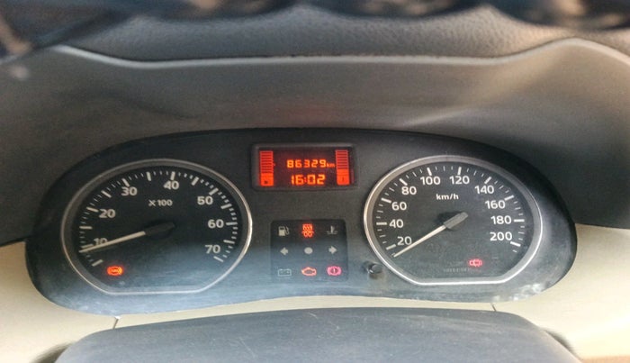 2014 Nissan Terrano XV D THP 110 PS, Diesel, Manual, 86,329 km, interior