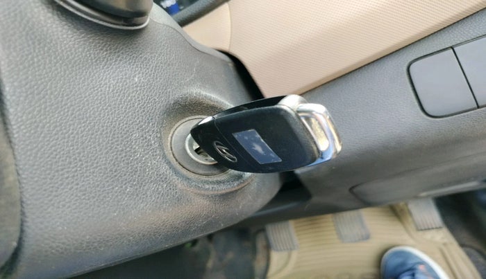 2014 Hyundai Xcent S (O) 1.2, Petrol, Manual, 58,001 km, interior