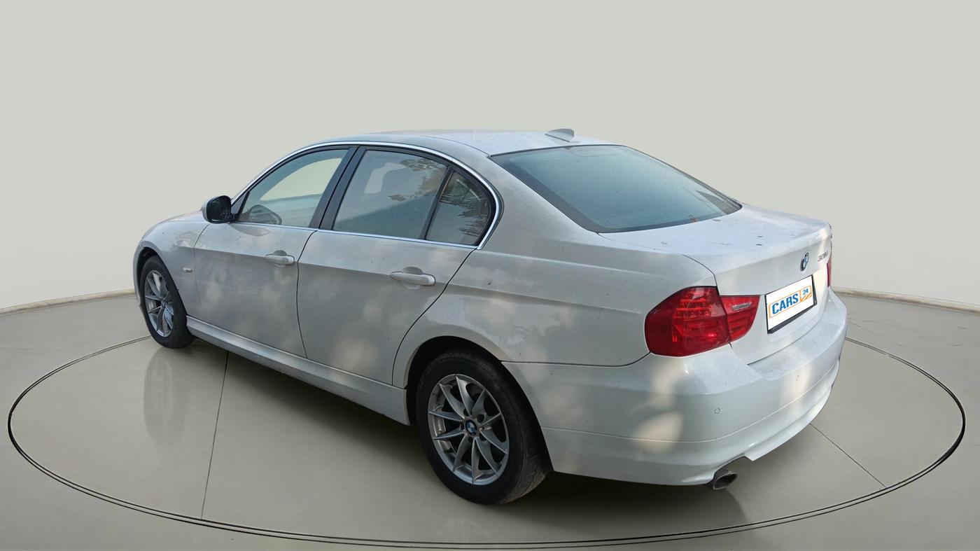 2011 BMW 3 Series 320d, Diesel, Automatic, 1,04,545 km, exterior