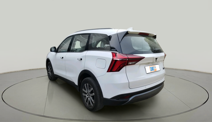 2022 Mahindra XUV700 AX 7 LUXURY D AT 7 STR, Diesel, Automatic, 1,20,192 km, exterior