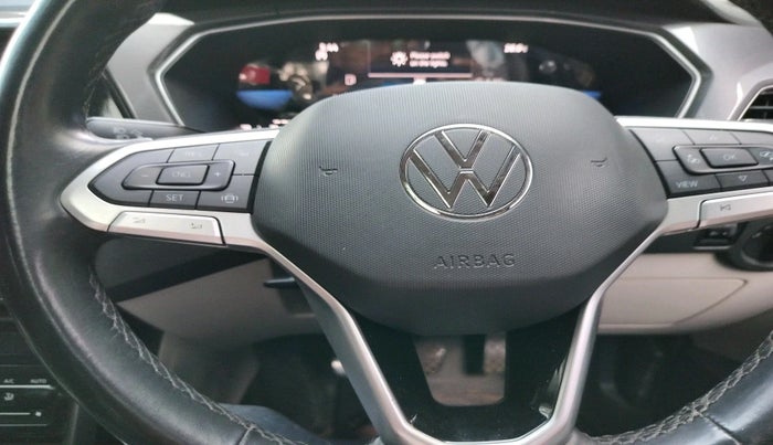 2022 Volkswagen TAIGUN TOPLINE 1.0 TSI MT, Petrol, Manual, 77,755 km, interior