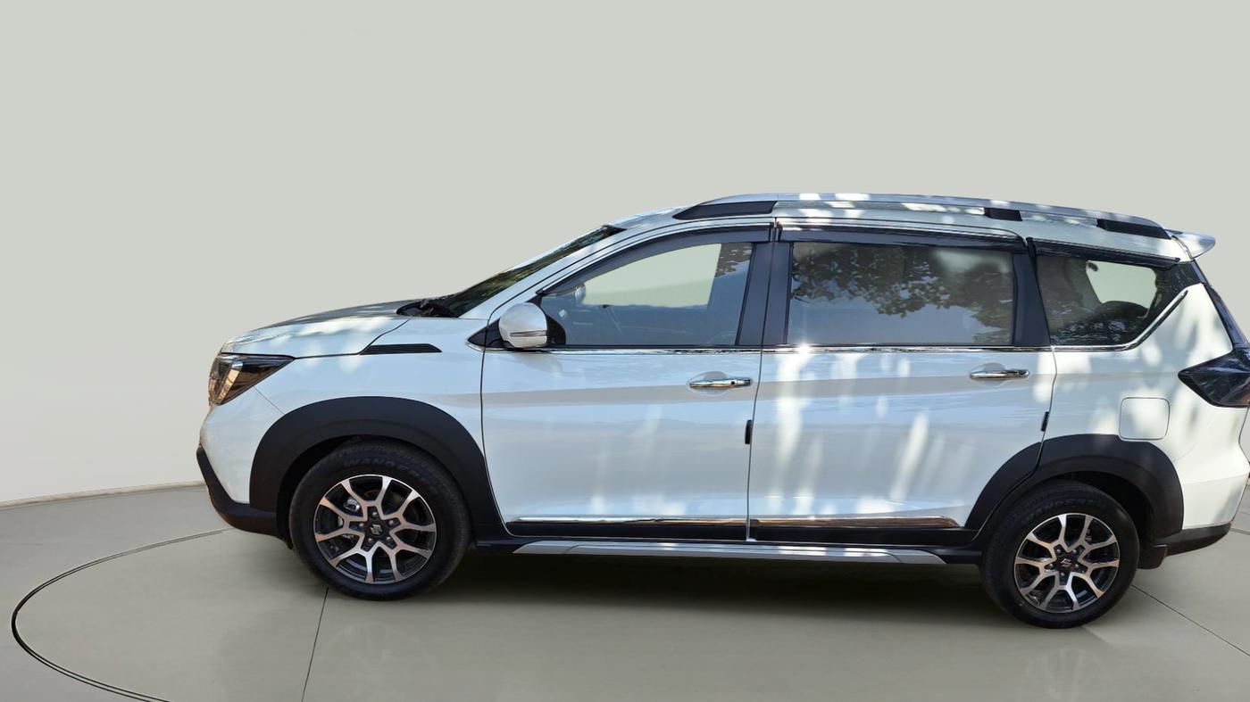 2024 Maruti XL6 ZETA CNG, Petrol, Manual, 5,041 km, exterior
