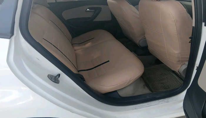 2011 Volkswagen Polo COMFORTLINE 1.2L, Diesel, Manual, 82,270 km, interior