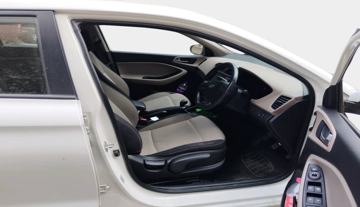 2018 Hyundai Elite i20 ASTA 1.2 (O), Petrol, Manual, 1,35,213 km, interior