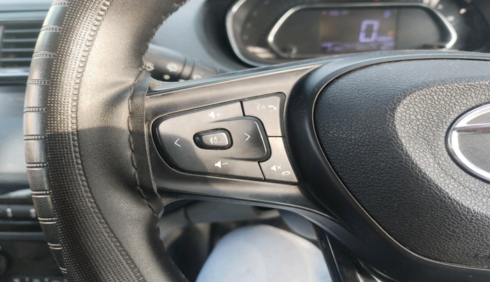 2020 Tata Tiago XZ PLUS PETROL, Petrol, Manual, 1,39,697 km, interior