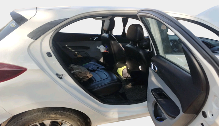 2020 Tata Tiago XZ PLUS PETROL, Petrol, Manual, 1,39,697 km, interior
