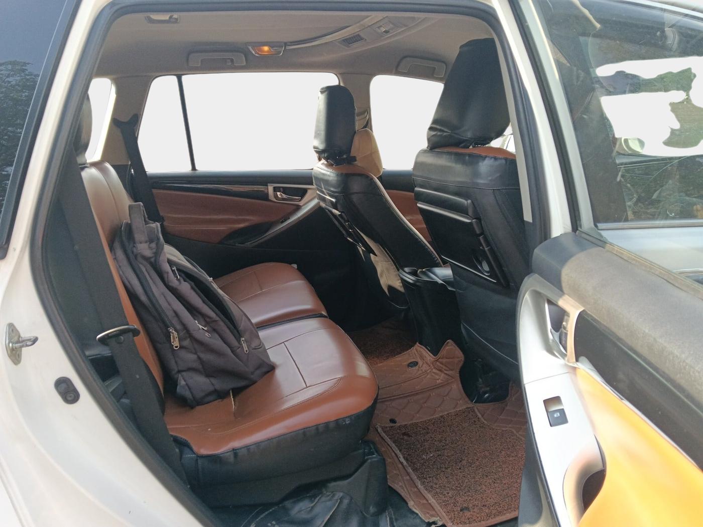 2017 Toyota Innova Crysta 2.4 VX 8 STR, Diesel, Manual, 2,36,820 km, interior