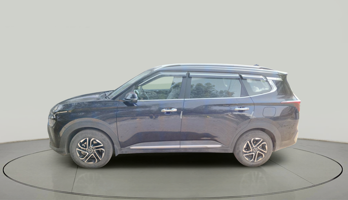 2022 KIA CARENS LUXURY PLUS 1.4 PETROL 7 STR, Petrol, Manual, 17,606 km, exterior