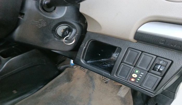 2013 Maruti Wagon R 1.0 LXI CNG, Petrol, Manual, 1,08,873 km, interior