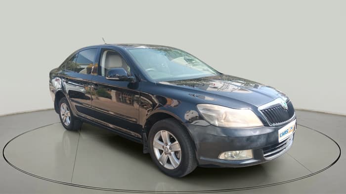 2011 Skoda Laura AMBITION 2.0 TDI CR AT, Diesel, Automatic, 1,68,991 km, exterior