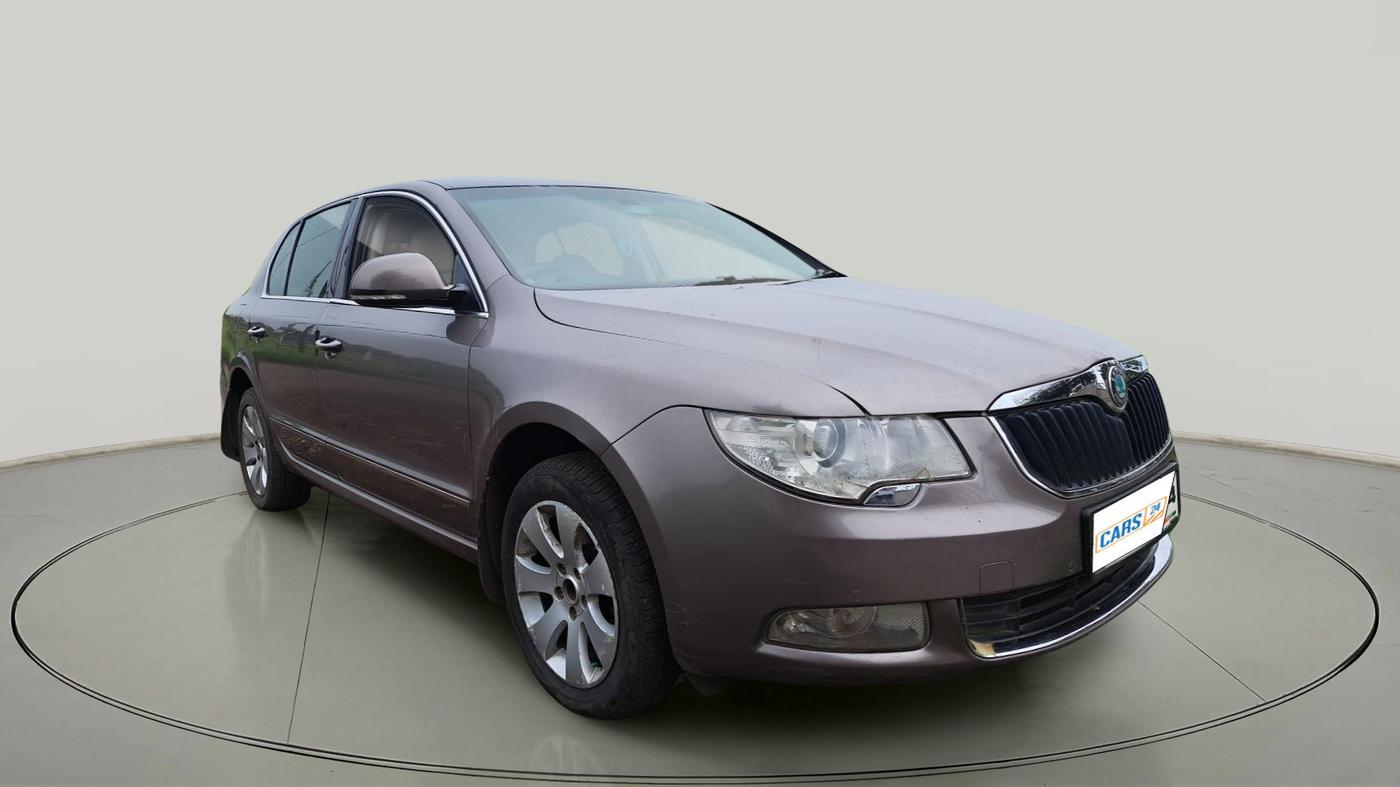 2012 Skoda Superb ELEGANCE 2.0 TDI CR AT, Diesel, Automatic, 1,71,221 km, exterior