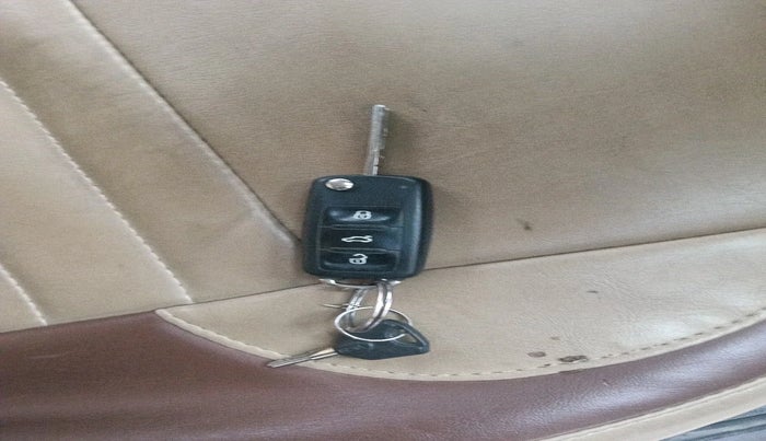 2016 Volkswagen Polo HIGHLINE1.2L, Petrol, Manual, 89,977 km, interior