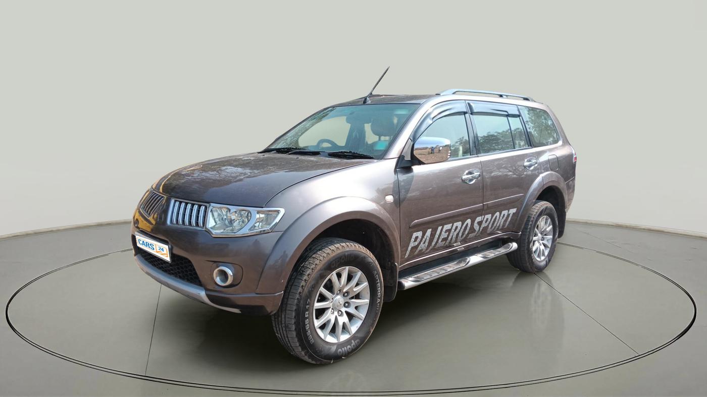 2014 Mitsubishi Pajero Sport 2.5 MT 4X4, Diesel, Manual, 1,62,099 km, exterior