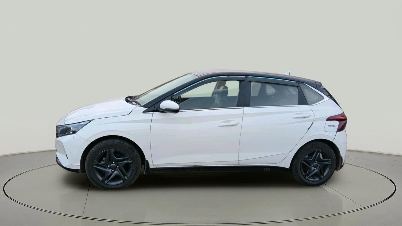 2022 Hyundai NEW I20 SPORTZ 1.2 MT, Petrol, Manual, 14,024 km, exterior