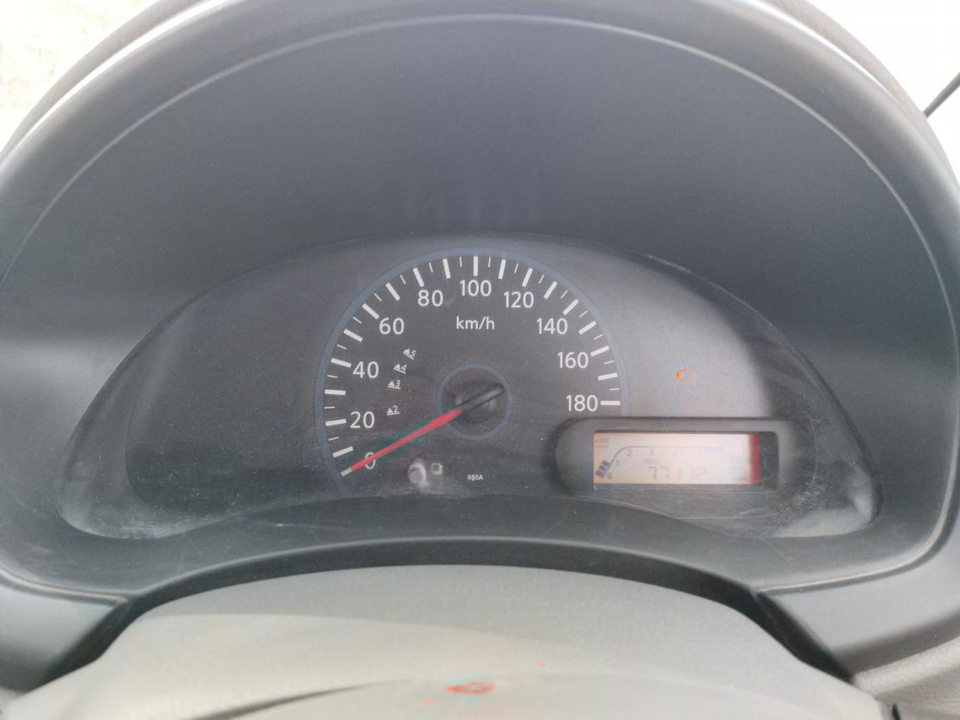 2014 Datsun Go T, Petrol, Manual, 77,112 km, interior