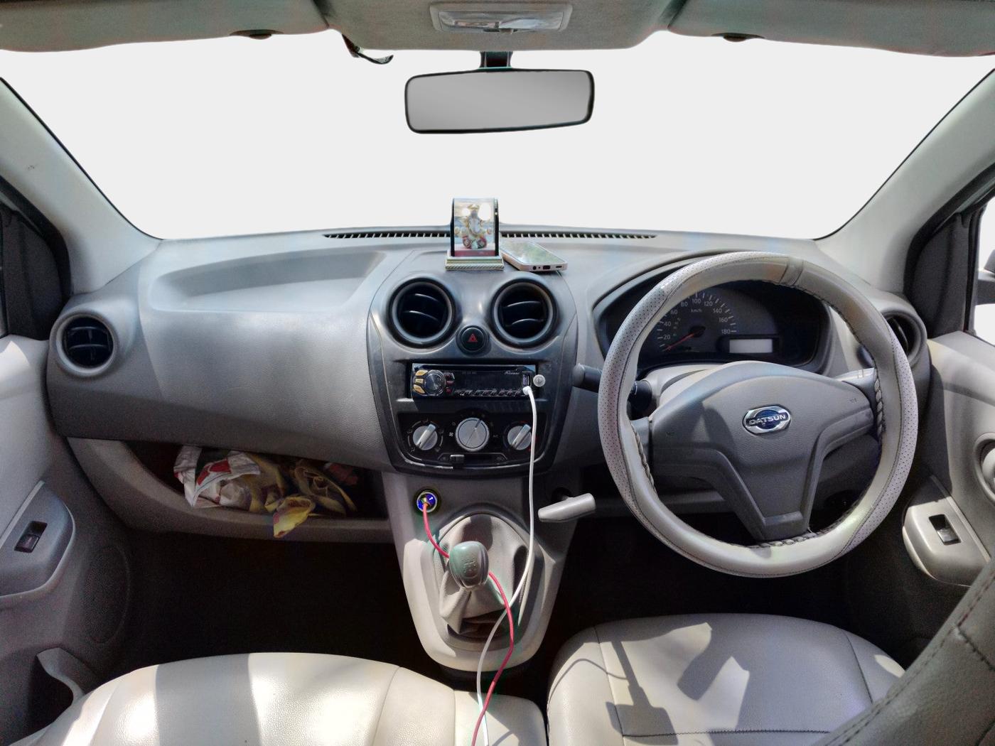 2014 Datsun Go T, Petrol, Manual, 77,112 km, interior