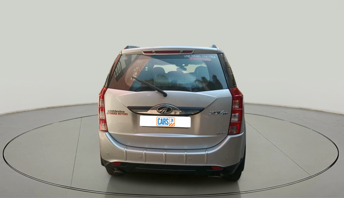 2016 Mahindra XUV500 W10, Diesel, Manual, 96,105 km, exterior