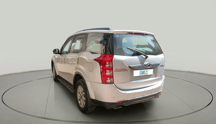 2016 Mahindra XUV500 W10, Diesel, Manual, 96,105 km, exterior