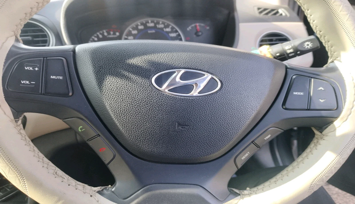 2015 Hyundai Grand i10 ASTA 1.2 KAPPA VTVT, Petrol, Manual, 50,859 km, interior