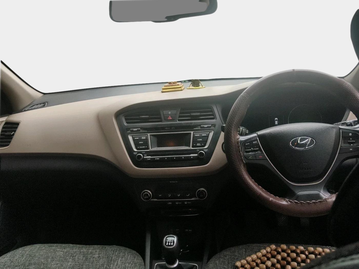 2016 Hyundai Elite i20 ASTA 1.2, Petrol, Manual, 61,734 km, interior