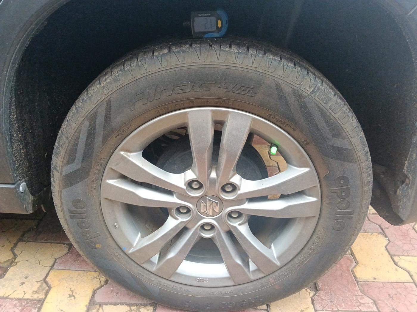 2016 Maruti Vitara Brezza ZDI PLUS, Diesel, Manual, 30,114 km, tyre