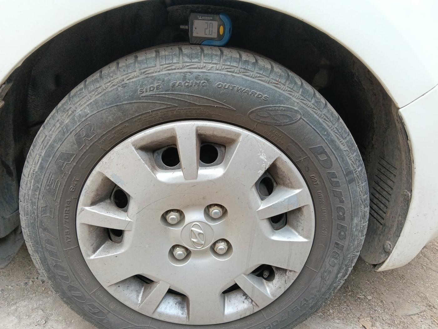 2013 Hyundai i20 MAGNA (O) 1.2, Petrol, Manual, 55,987 km, tyre