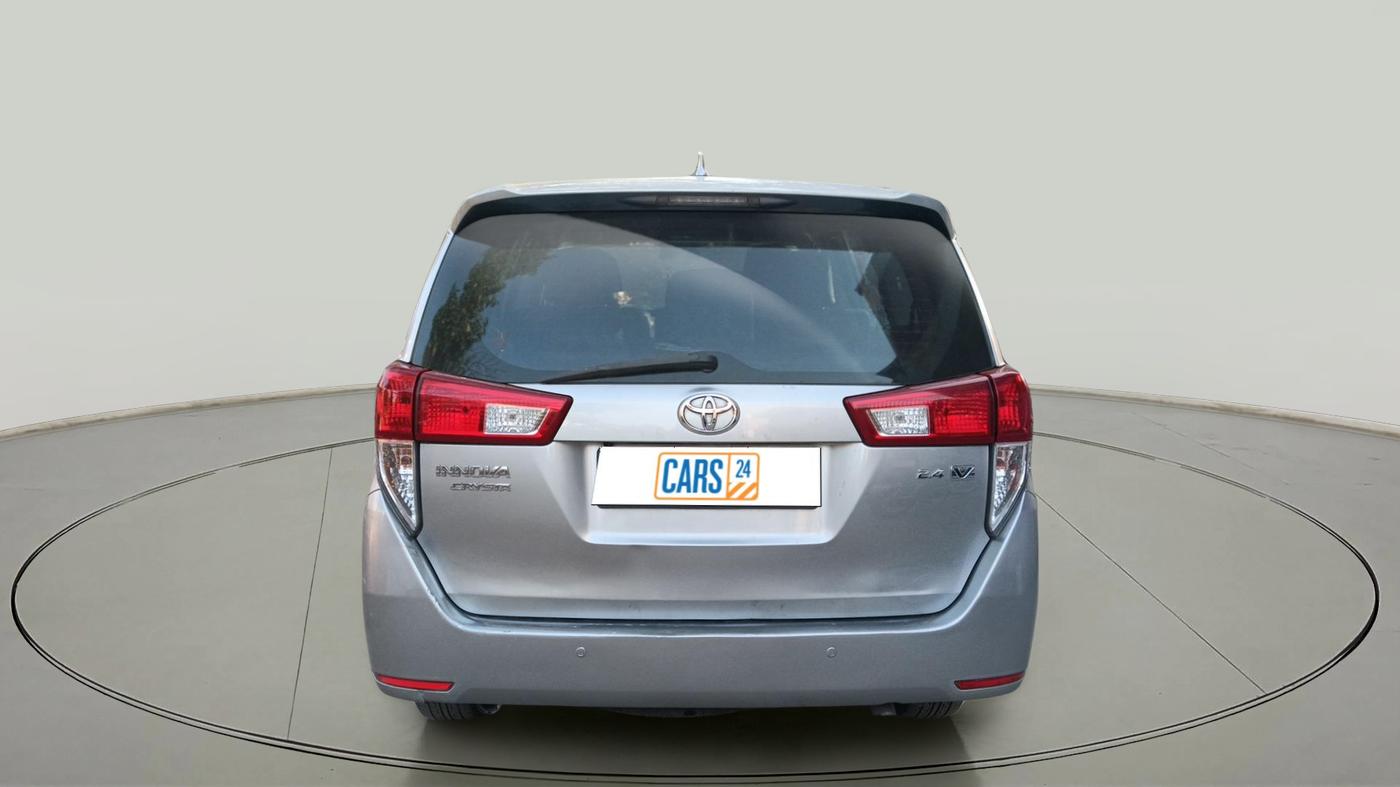 2016 Toyota Innova Crysta 2.4 VX 7 STR, Diesel, Manual, 1,61,106 km, exterior