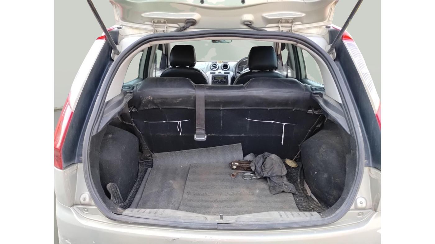 2012 Ford Figo TITANIUM 1.4 DIESEL, Diesel, Manual, 1,66,946 km, exterior