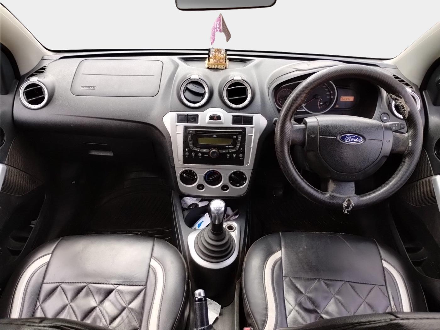 2012 Ford Figo TITANIUM 1.4 DIESEL, Diesel, Manual, 1,66,946 km, interior