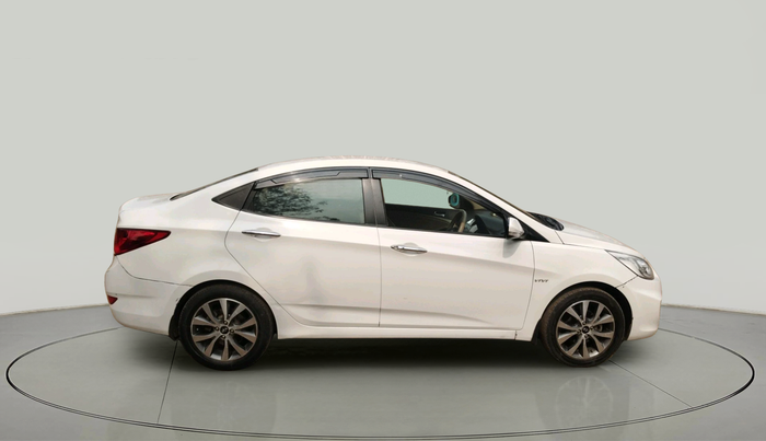 2014 Hyundai Verna FLUIDIC 1.6 VTVT SX, Petrol, Manual, 1,19,335 km, exterior