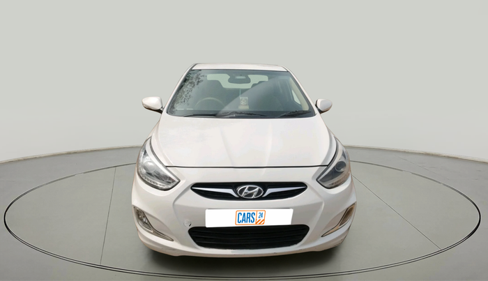2014 Hyundai Verna FLUIDIC 1.6 VTVT SX, Petrol, Manual, 1,19,335 km, exterior