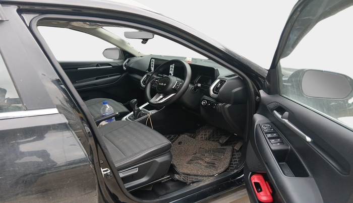 2022 KIA SONET HTK PLUS 1.0 IMT, Petrol, Manual, 24,052 km, interior