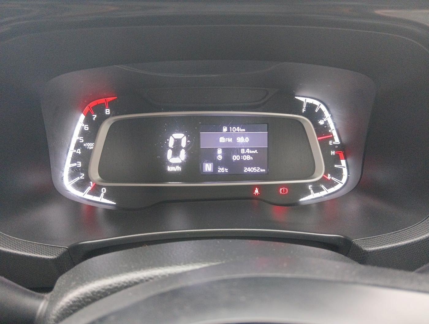 2022 KIA SONET HTK PLUS 1.0 IMT, Petrol, Manual, 24,052 km, interior