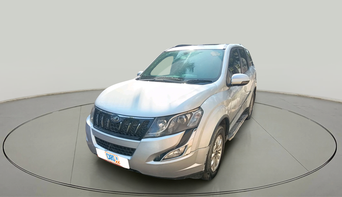 2016 Mahindra XUV500 W10, Diesel, Manual, 2,32,407 km, exterior